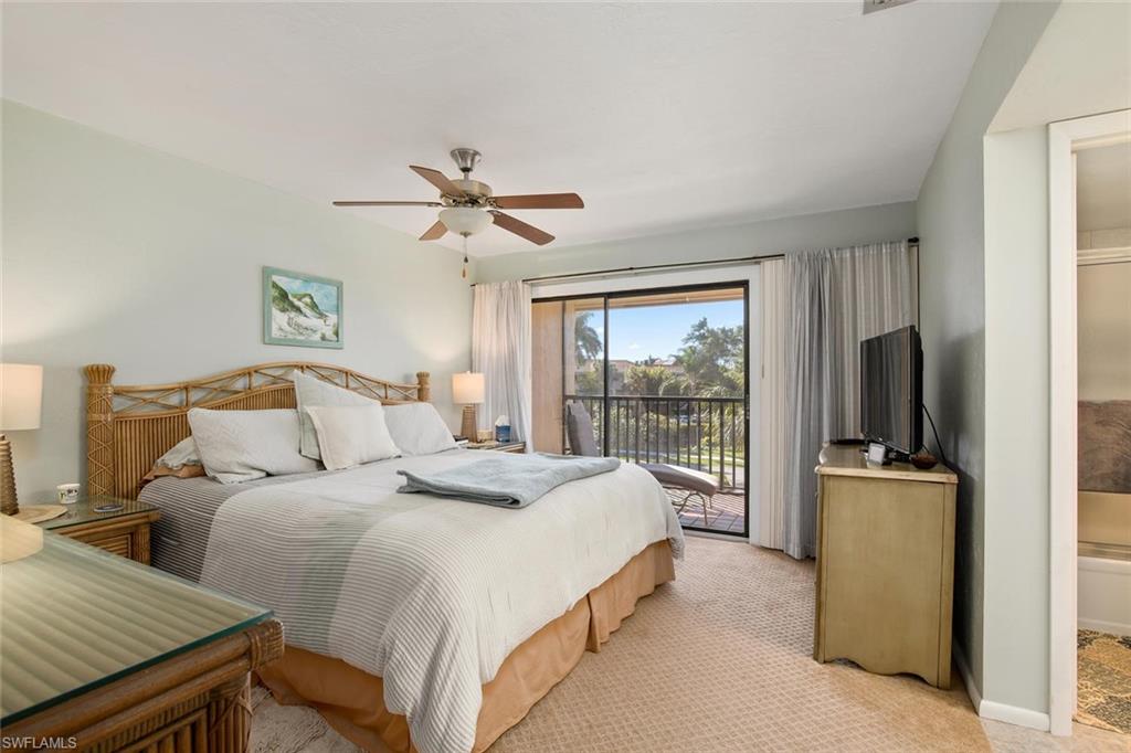 TOWN HOUSE SQUARE - Residential