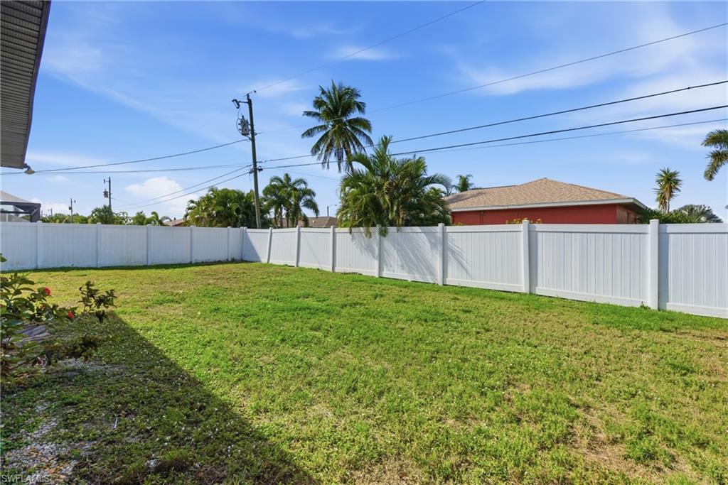 CAPE CORAL - Residential