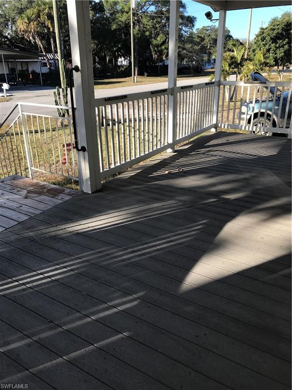 RIVER OAKS - Residential