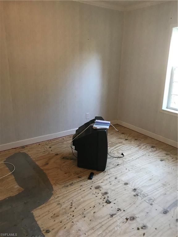 RIVER OAKS - Residential