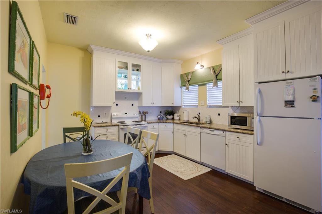 SEAGRAPE - Residential