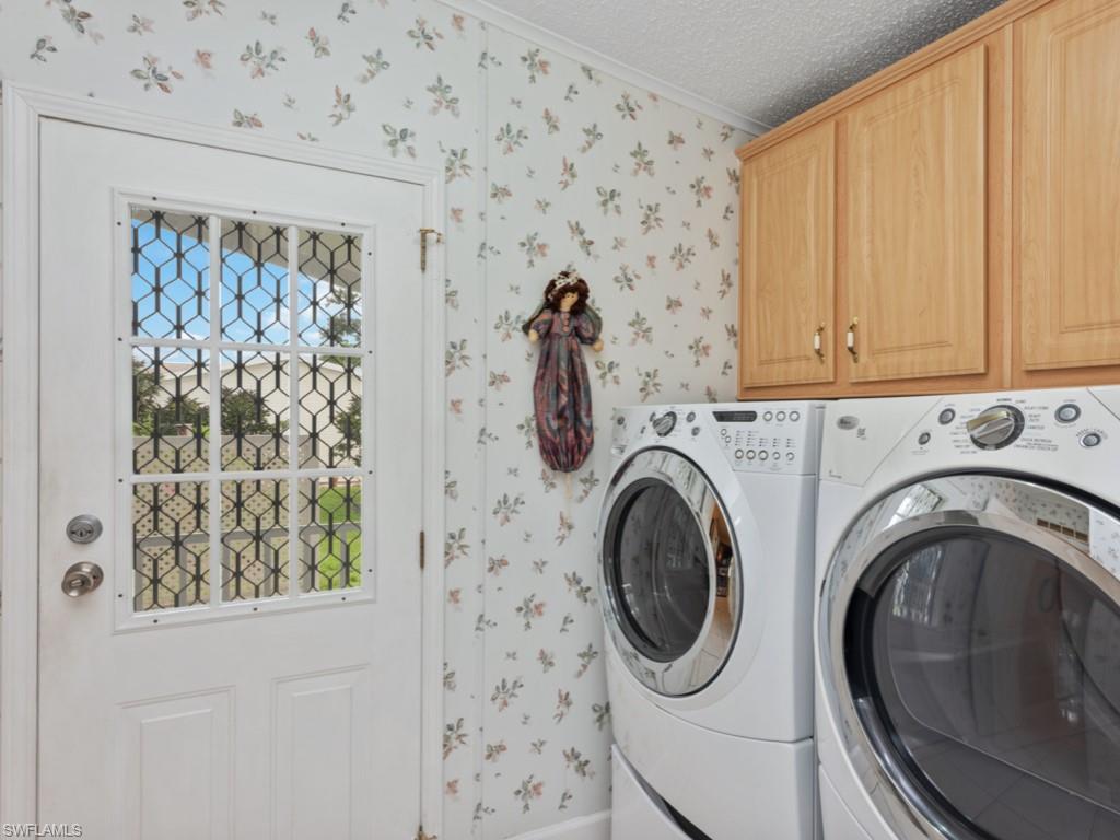 RIVERWOOD - Residential