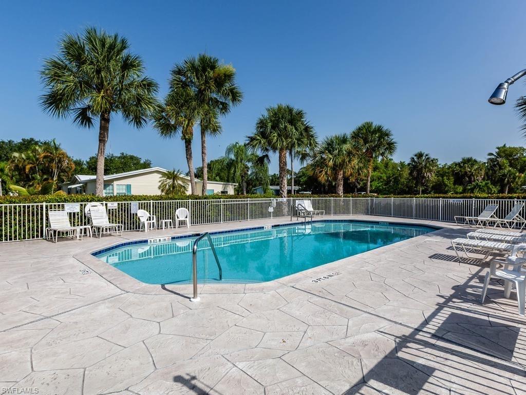 RIVERWOOD - Residential