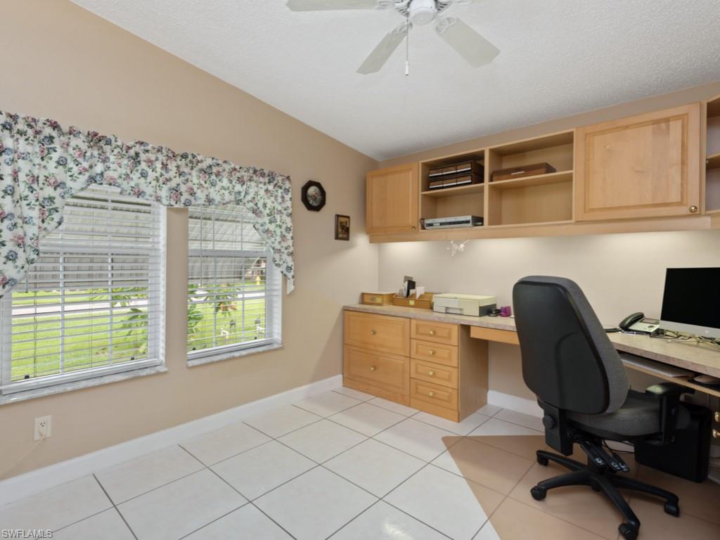 RIVERWOOD - Residential