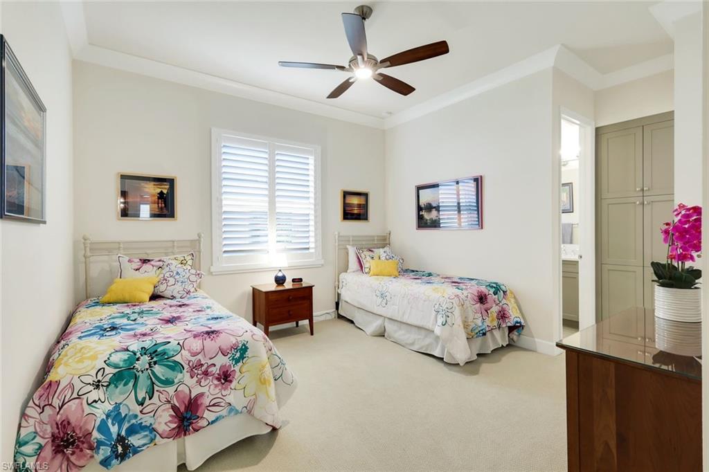 VALENCIA TRAILS - Residential