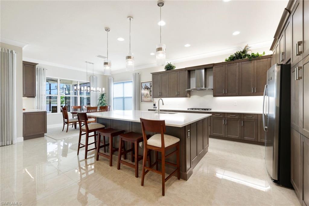 VALENCIA TRAILS - Residential