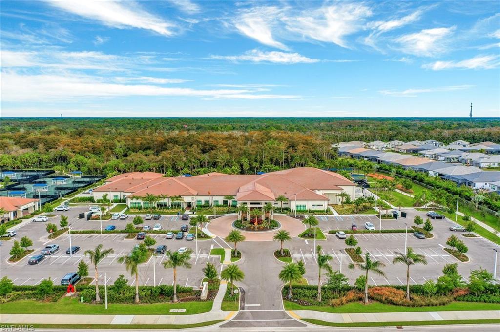 VALENCIA TRAILS - Residential