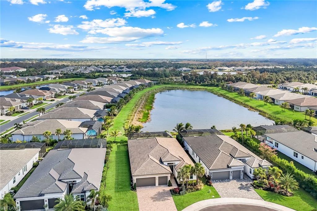 VALENCIA TRAILS - Residential