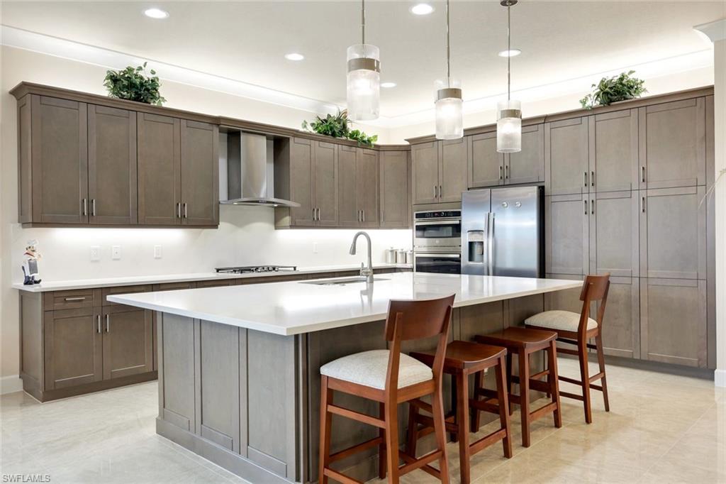 VALENCIA TRAILS - Residential