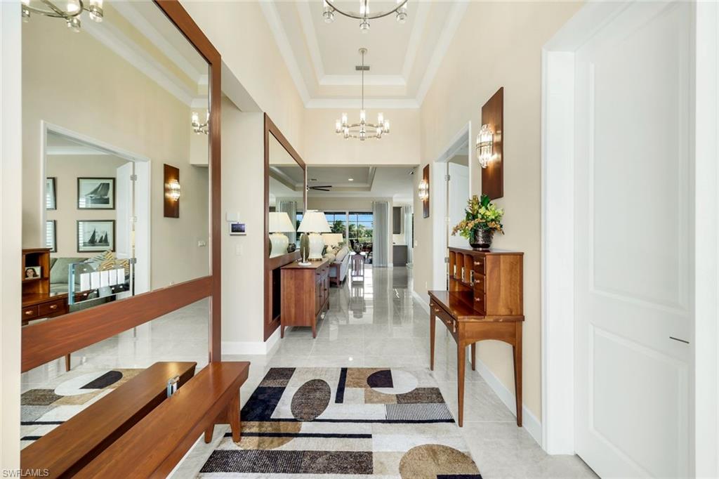 VALENCIA TRAILS - Residential