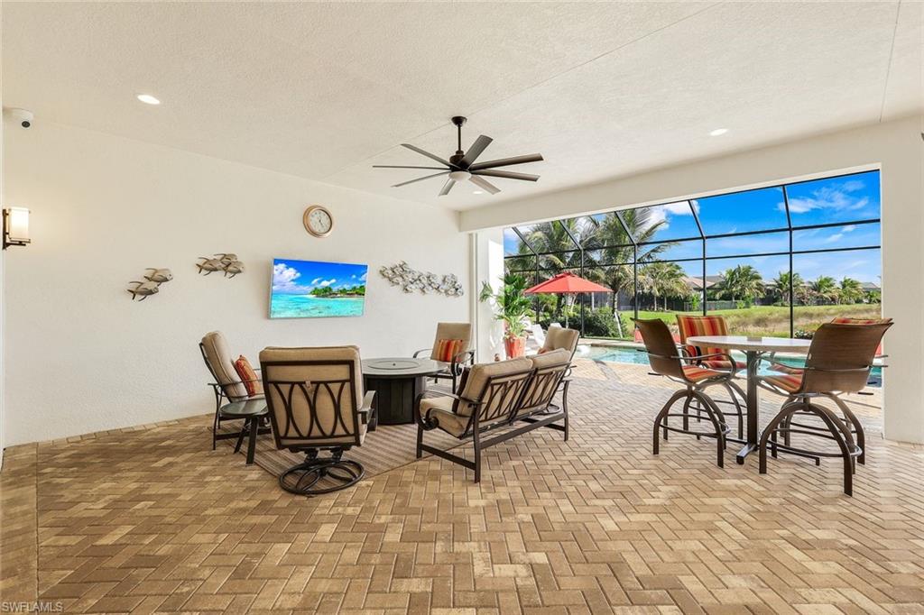 VALENCIA TRAILS - Residential