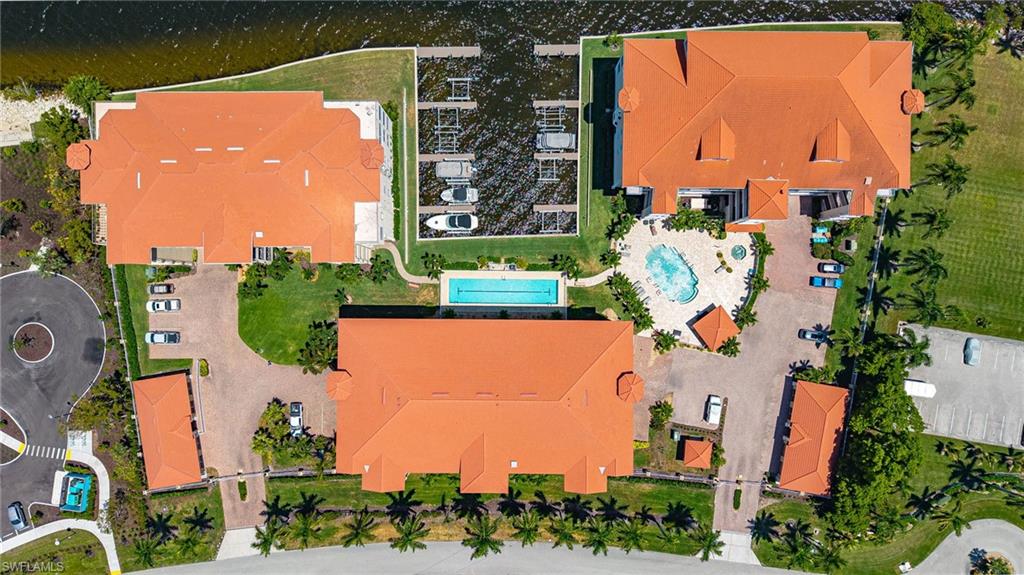 PARADISE POINTE II - Residential