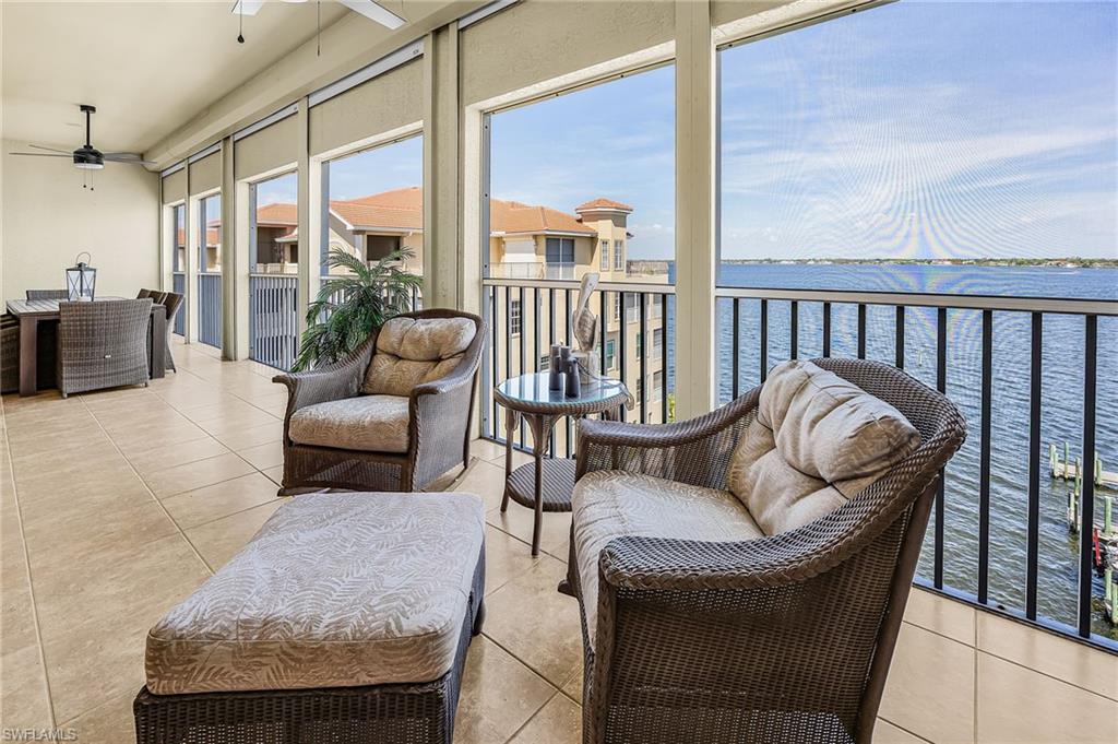 PARADISE POINTE II - Residential