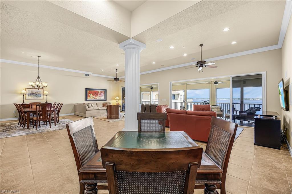PARADISE POINTE II - Residential