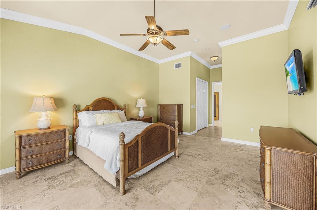 PARADISE POINTE II - Residential