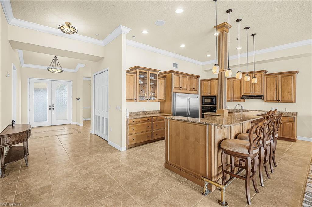 PARADISE POINTE II - Residential