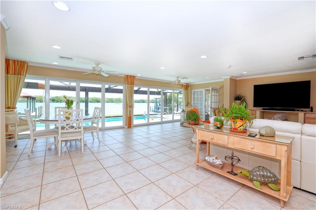 SHELL MOUND PARK - Residential