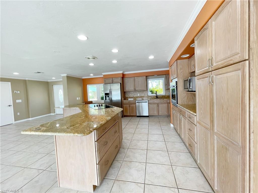 SHELL MOUND PARK - Residential