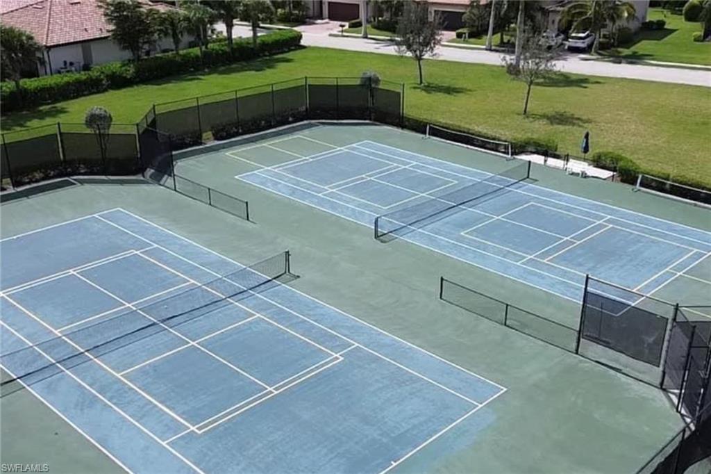 REFLECTION ISLES - Residential