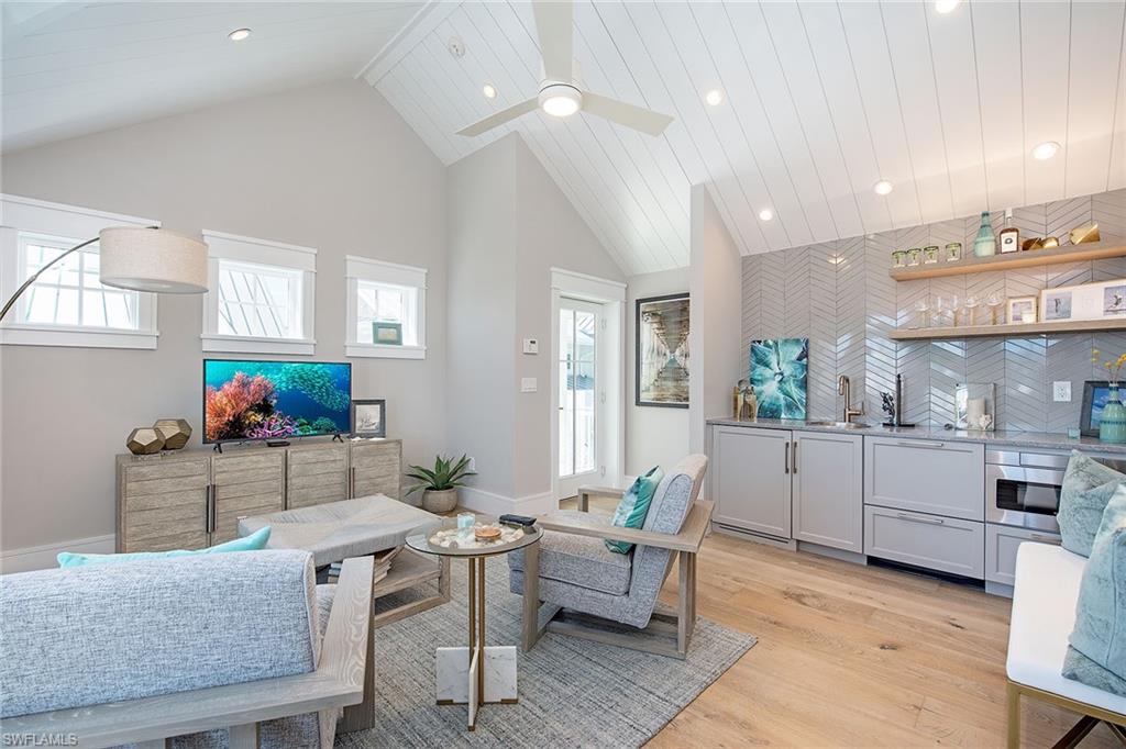 MANGROVE BAY - Residential