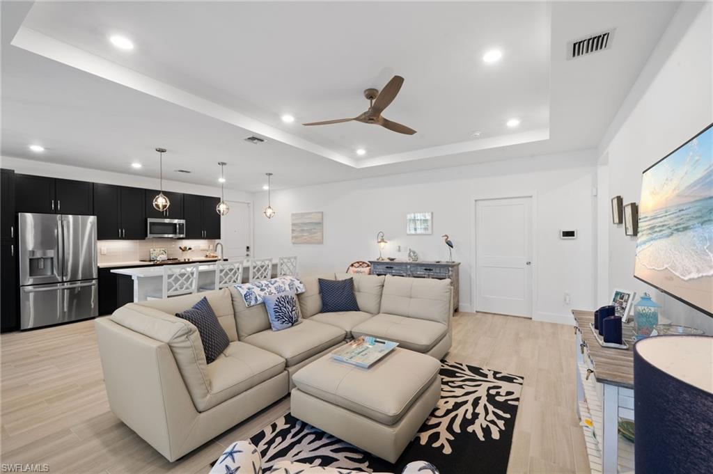 VILLA MAR BONITA BEACH - Residential