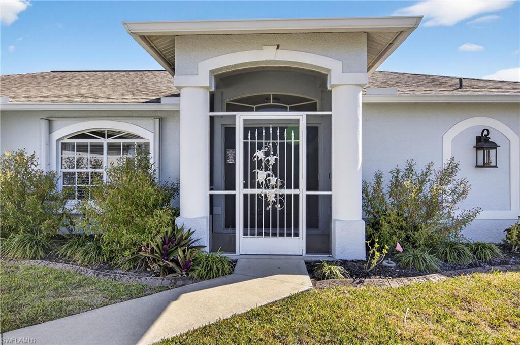 CAPE CORAL - Residential