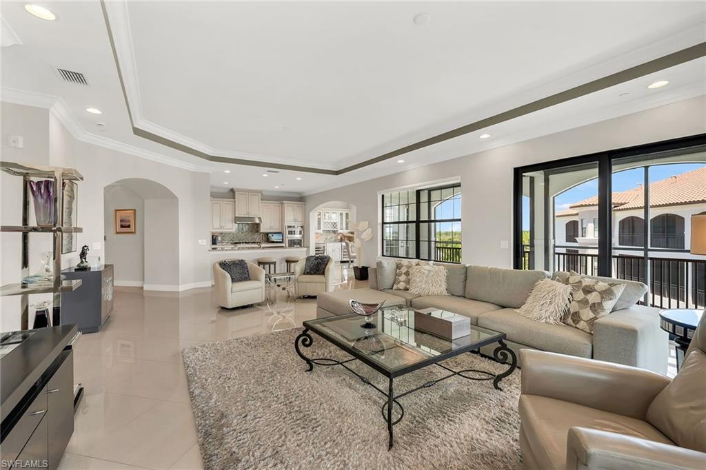 4711 Via Del Corso LN 402