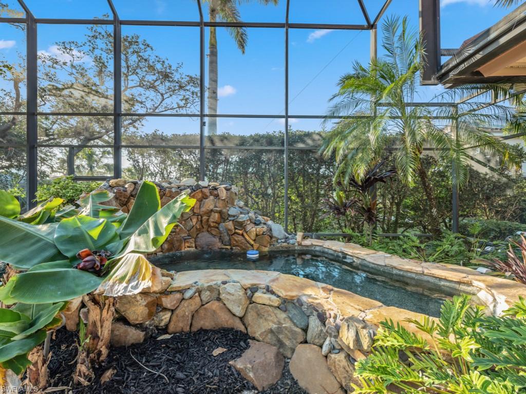 SPRING RIDGE - Residential