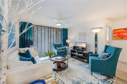 1185 Wildwood Lakes Blvd Unit 7-103, Naples, FL 34104 - #: 224082265