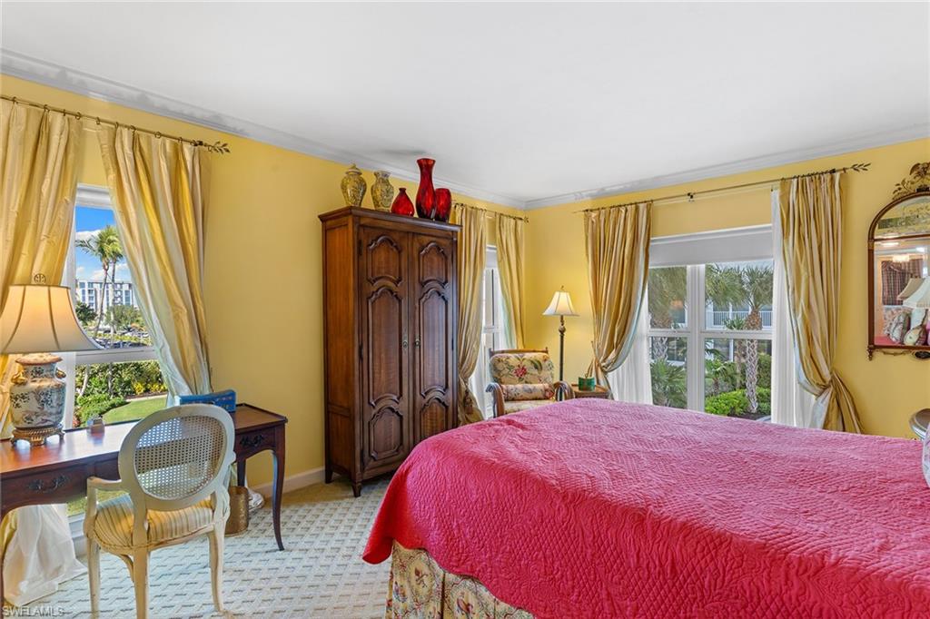 LAURENTIANS - Residential