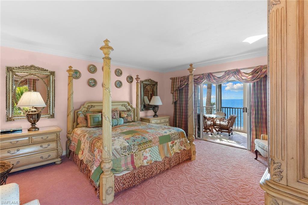 LAURENTIANS - Residential