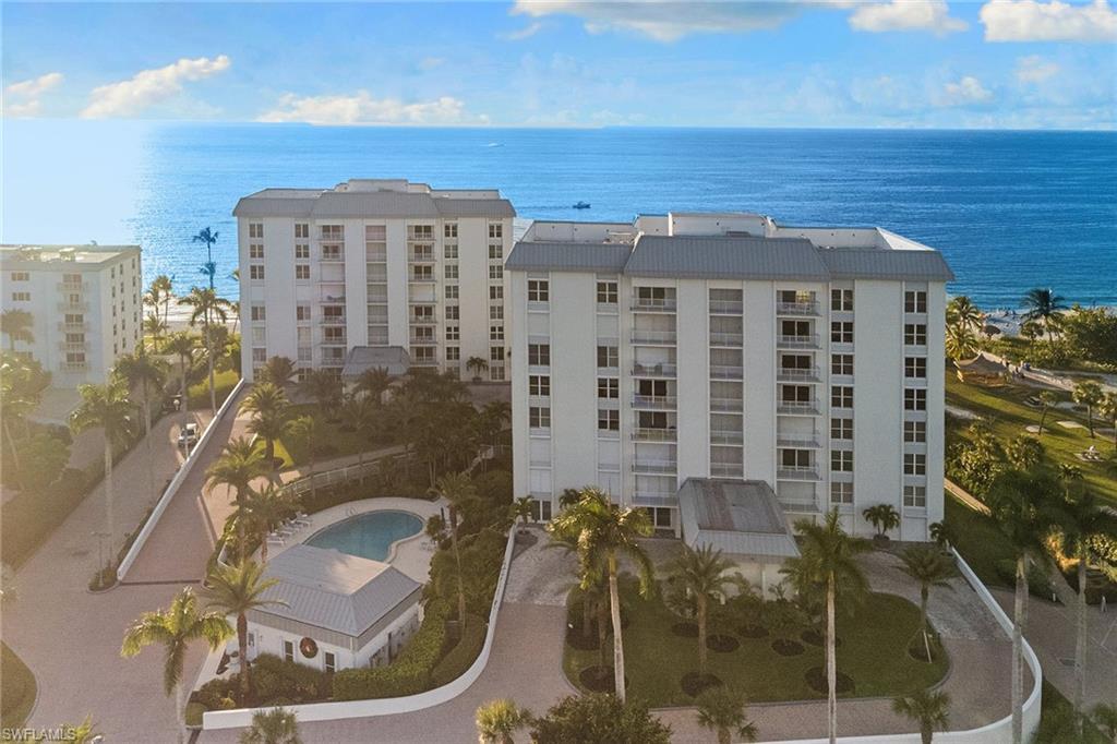 LAURENTIANS - Residential