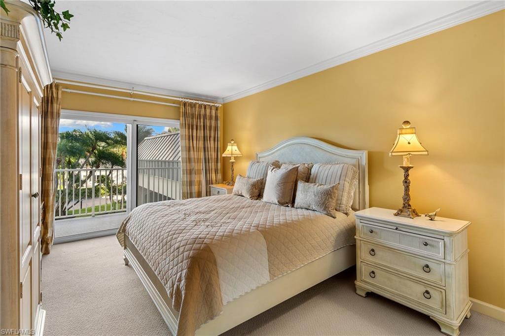 LAURENTIANS - Residential