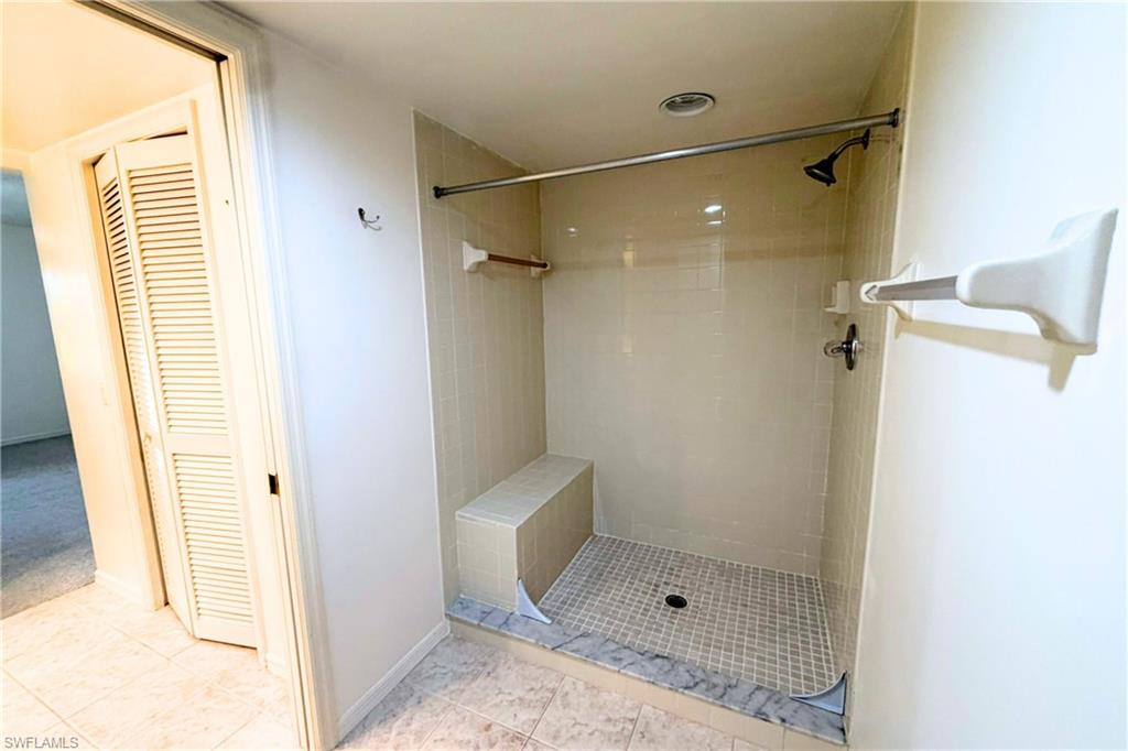 COUNTRY HAVEN - Residential Lease