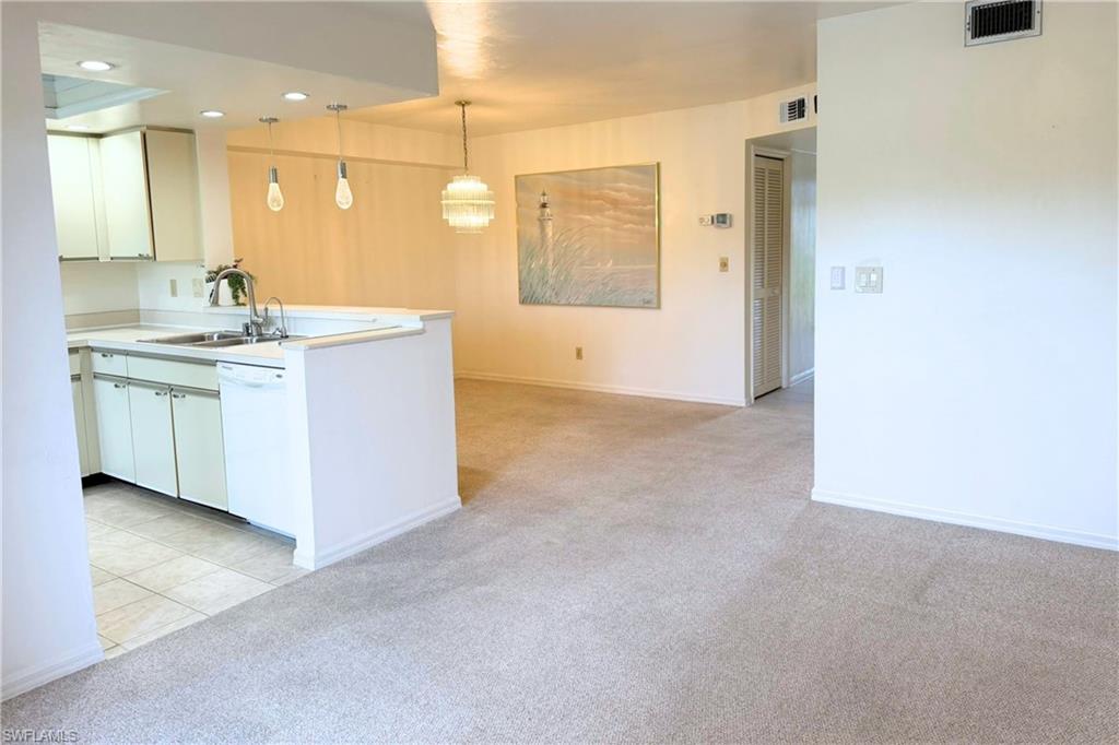 COUNTRY HAVEN - Residential Lease