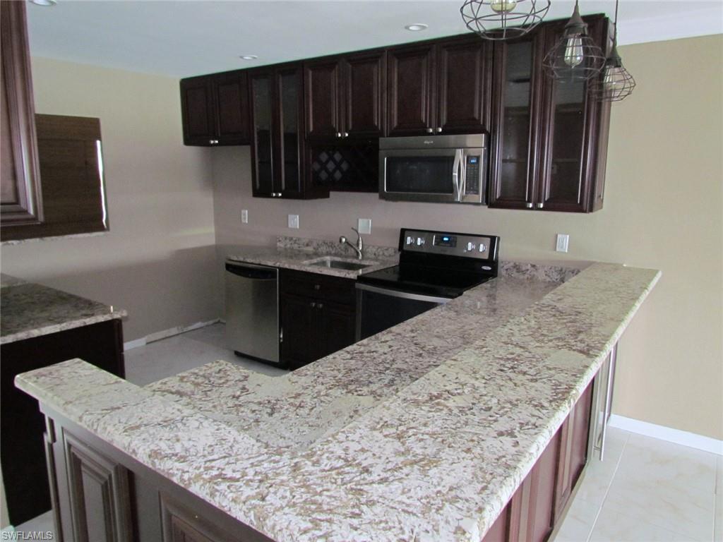 CYPRESS LAKES MANOR NORTH - Residential