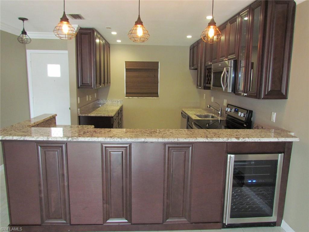 CYPRESS LAKES MANOR NORTH - Residential