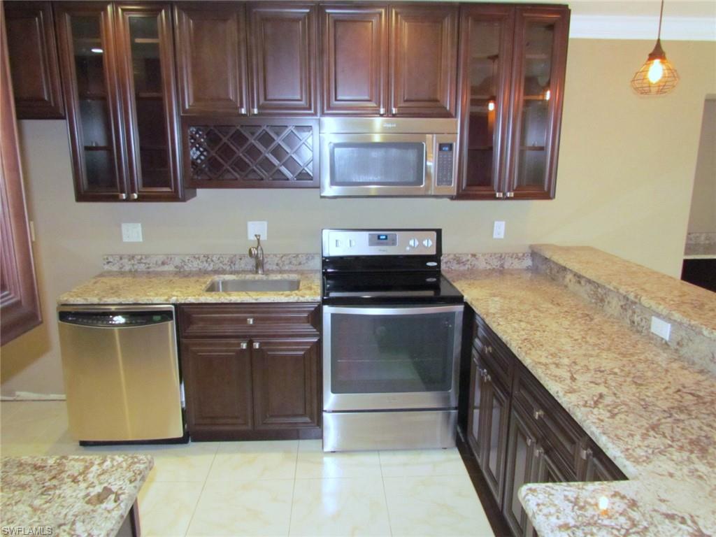 CYPRESS LAKES MANOR NORTH - Residential