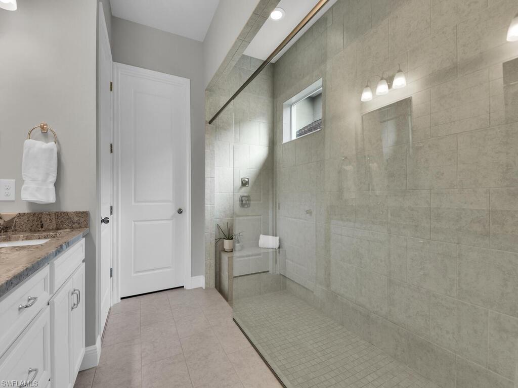 COMPASS LANDING - Residential