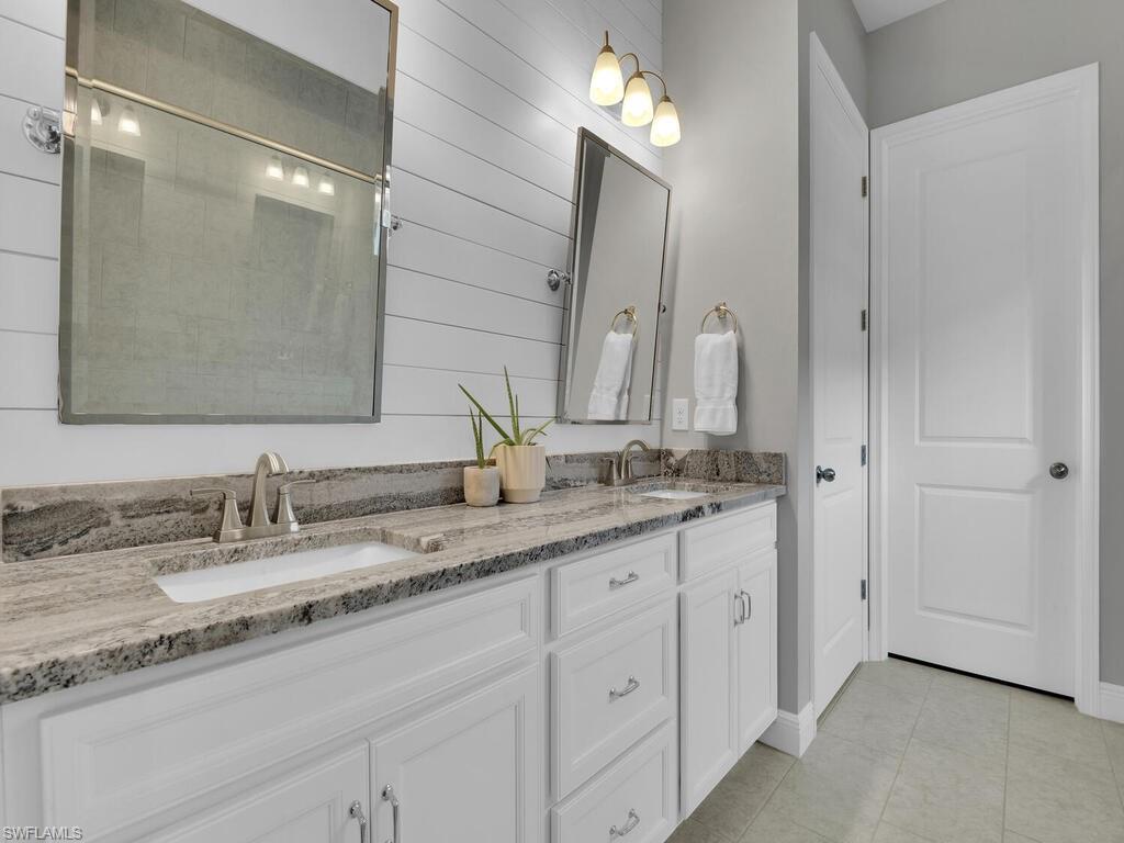 COMPASS LANDING - Residential