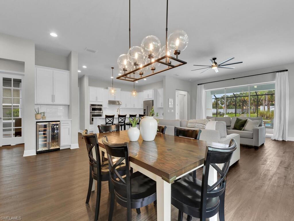 COMPASS LANDING - Residential