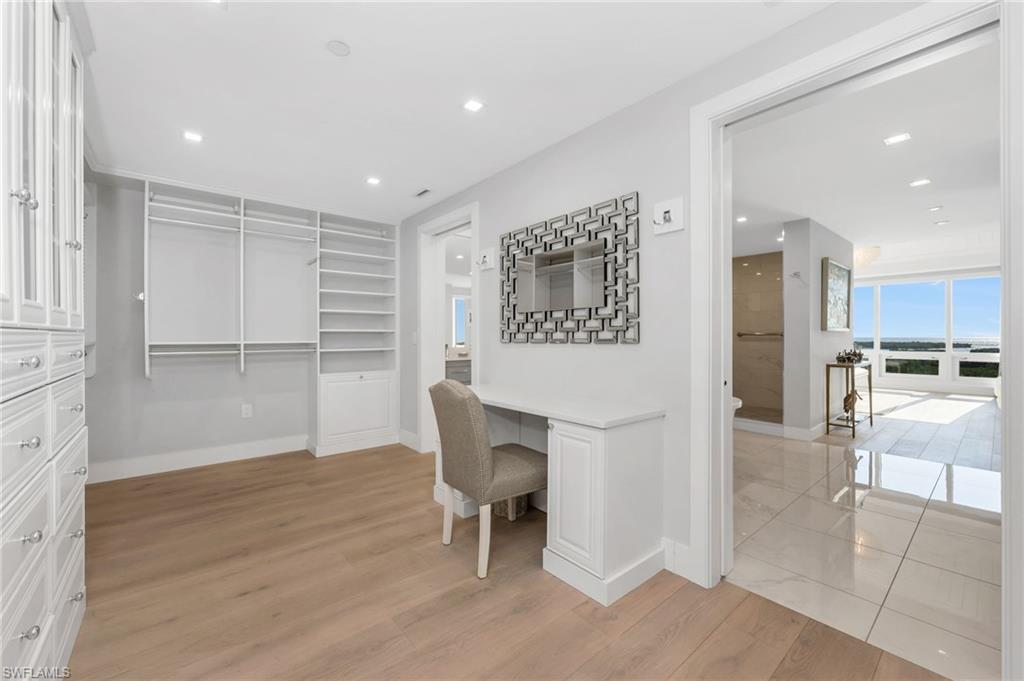 KALEA BAY TOWER 100 - Residential