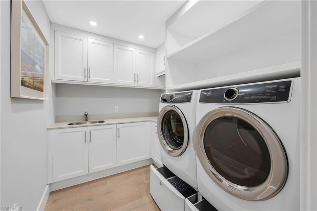 KALEA BAY TOWER 100 - Residential