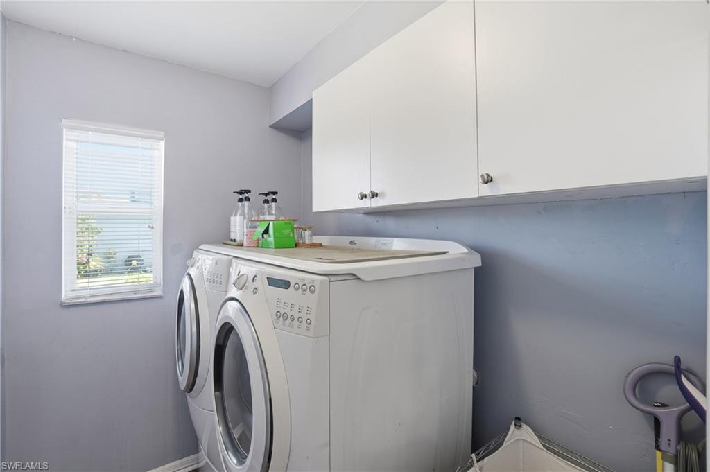 MIRROR LAKES - Residential