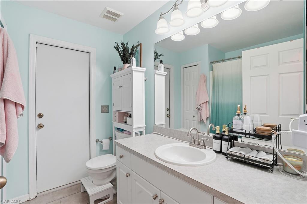 MIRROR LAKES - Residential