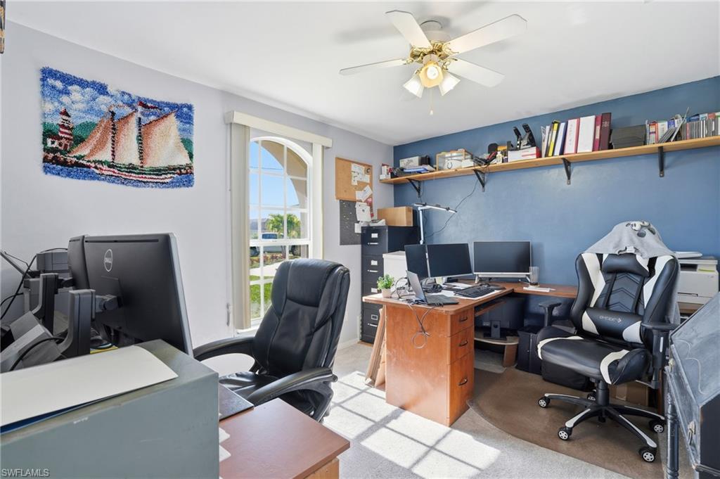 MIRROR LAKES - Residential