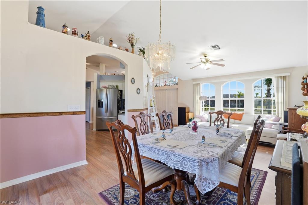 MIRROR LAKES - Residential