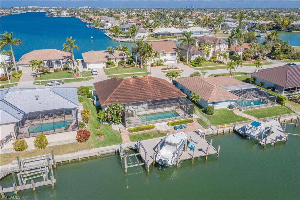 MARCO ISLAND - Residential
