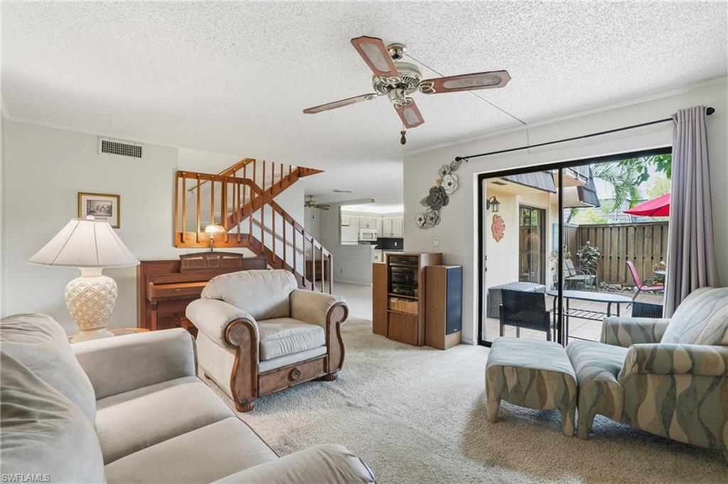 PARKWOODS TOWNHOUSE COMMUNITY - Residential