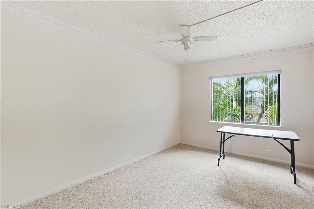 PARKWOODS TOWNHOUSE COMMUNITY - Residential